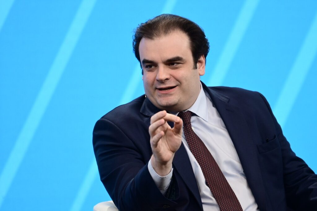 kyriakos pierrakakis 3