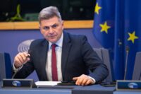 Φαραντούρης